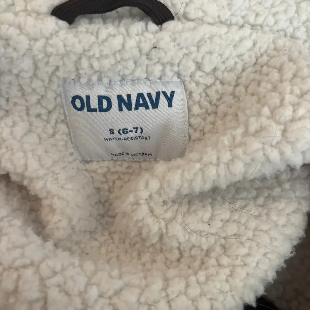 Girls Old Navy Black Puffer Winter Coat Jacket Size Small 6/7 Water Resistant